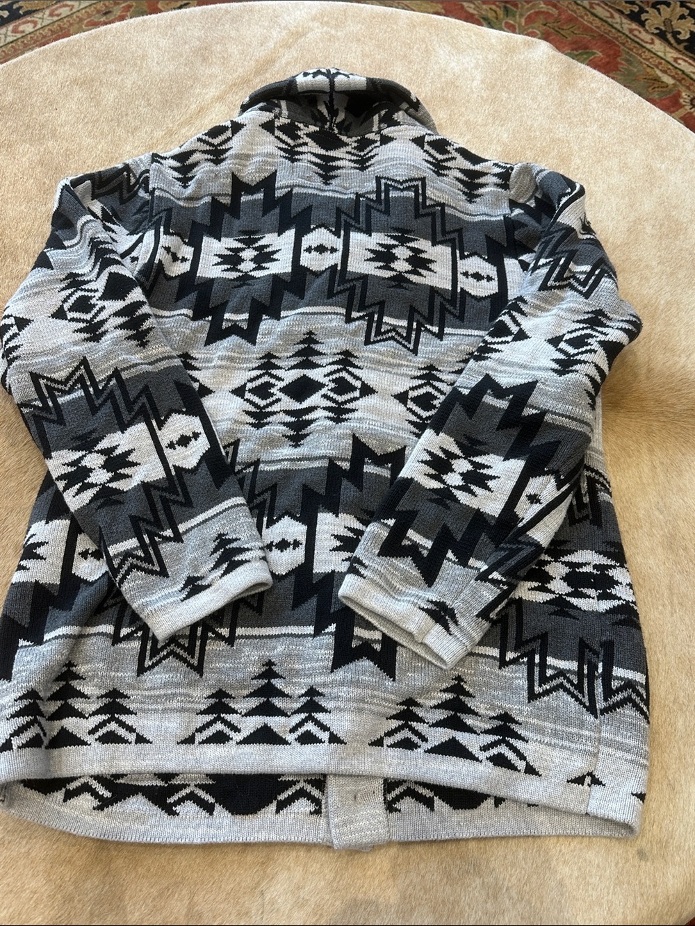 STS Ranchwear Black & Gray Aztec Button-Up Cardigan - Picture 4 of 4